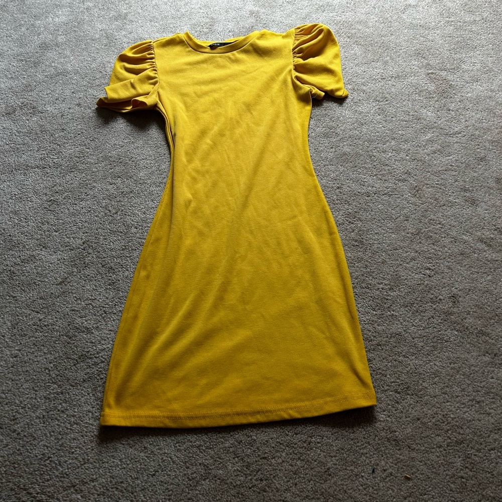 Yellow tight fitting dress, from shein and a size small.